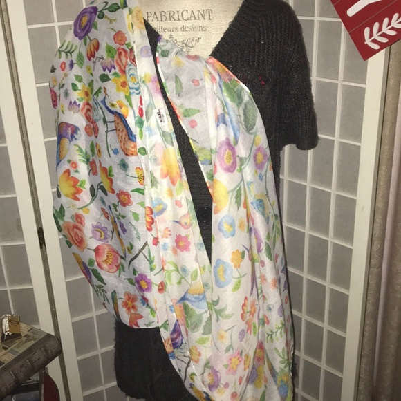 Hummingbirds, Song Birds Scarf-Lively Pattern - Picture 4 of 5